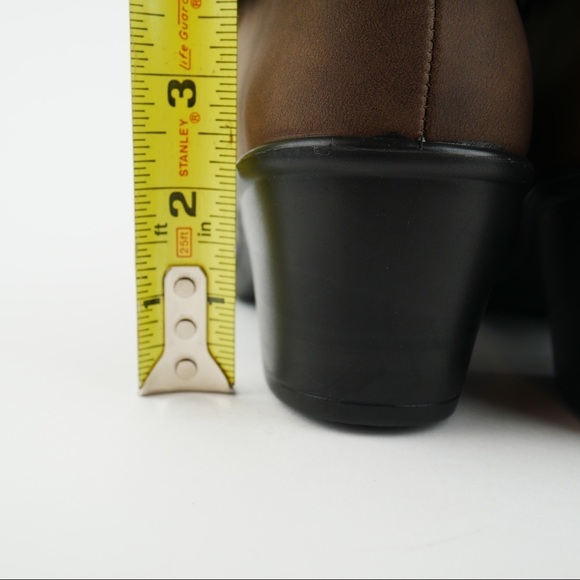 NWT Easy Street Denise sz 8.5 brown laser cut boot - Picture 8 of 9